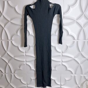 NEW ASTR Cold Shoulder Mock Neck Midi Sweater Dress charcoal sz XS. (86)